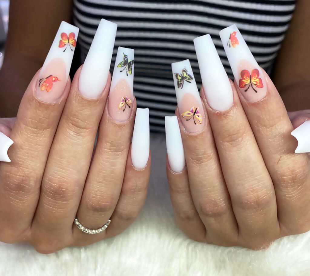 El Mejor Curso Presencial de Uñas Acrílicas y Polygel en Miami